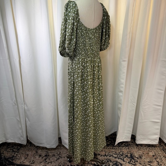 NWT Lulus ‘Strolls With You’ Olive Green Floral Print Puff Sleeve Maxi Dress 3X - Picture 10 of 15